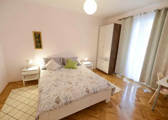 Rocky I Apartament