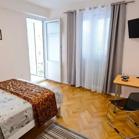 Rocky I Apartman