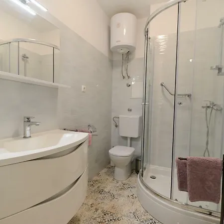 Apartman Rocky I *