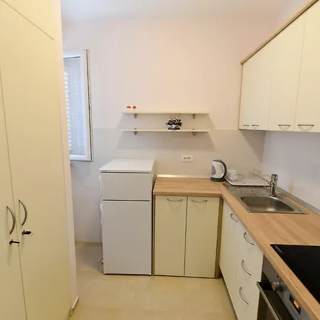 Deluxe Rocky I With Balcony View Of The Garden Zadar