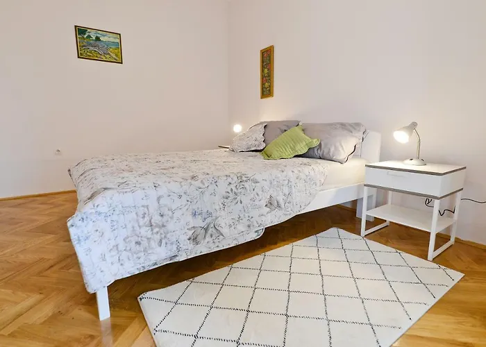 Rocky I * زادار